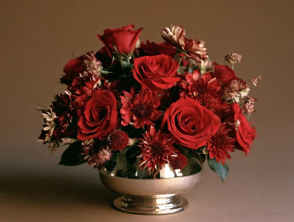 Combining Red Roses and Chrysanthemum